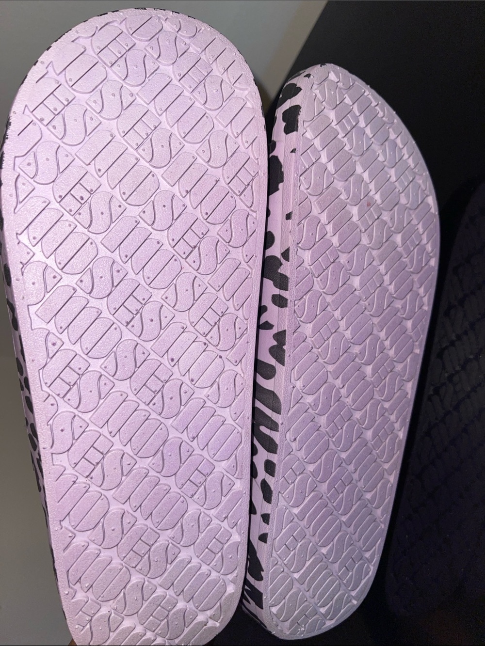 🗣️BRAND NEW NEVER WORN Freedom Moses Lilac Slide with Black Leopard Print - Picture 5 of 6